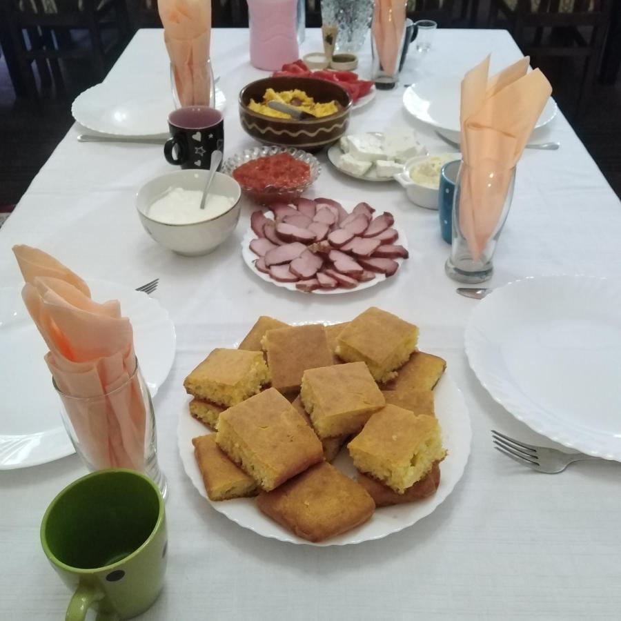 Country House Dunjin Konak Rogljevo Ngoại thất bức ảnh
