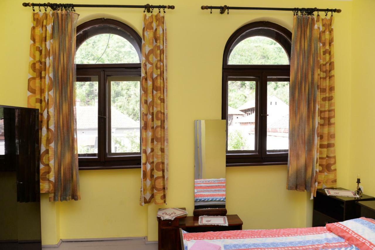 Country House Dunjin Konak Rogljevo Ngoại thất bức ảnh