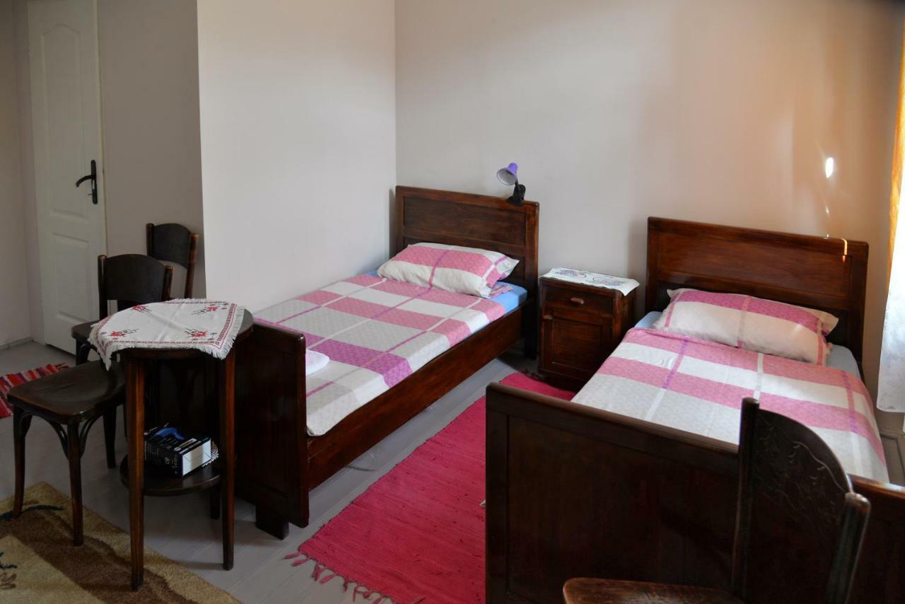 Country House Dunjin Konak Rogljevo Ngoại thất bức ảnh