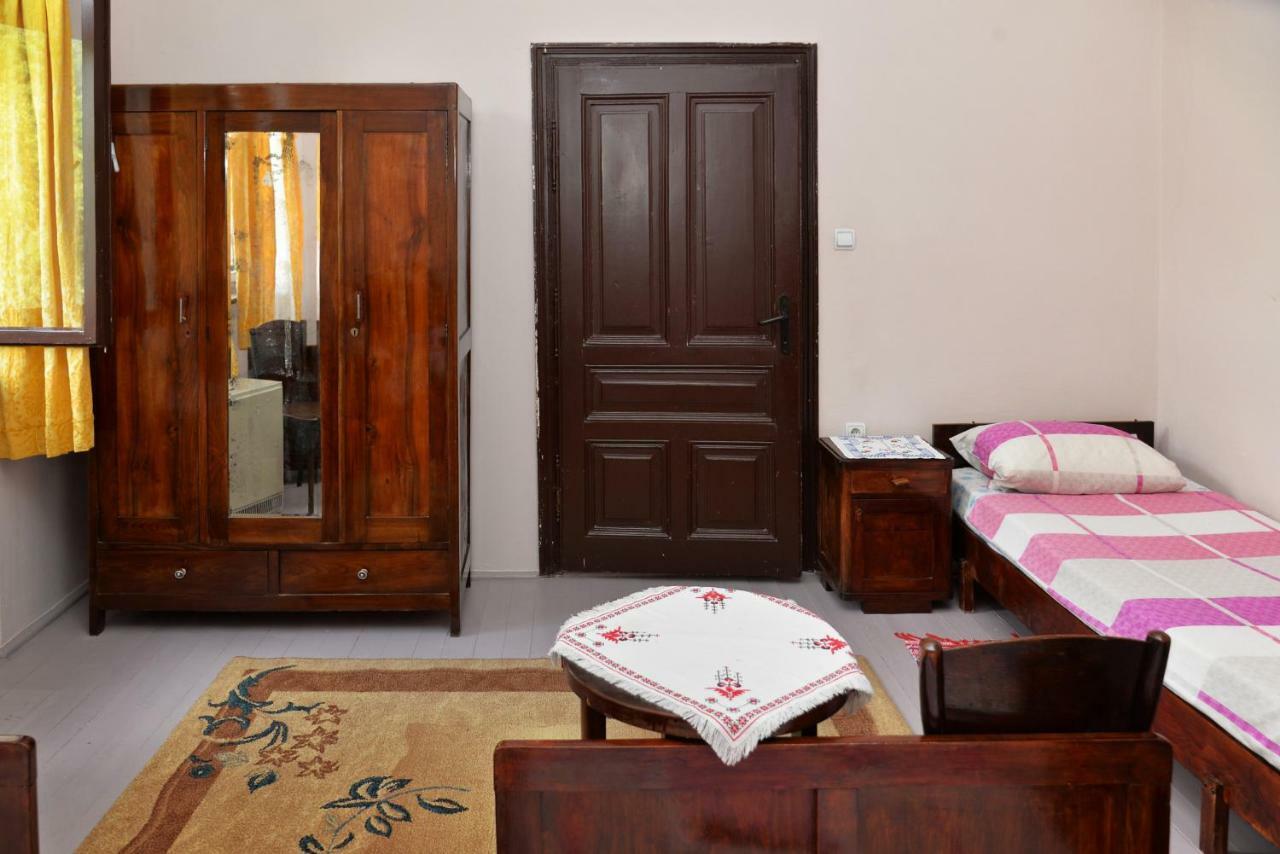 Country House Dunjin Konak Rogljevo Ngoại thất bức ảnh