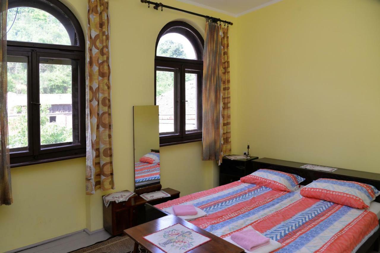 Country House Dunjin Konak Rogljevo Ngoại thất bức ảnh