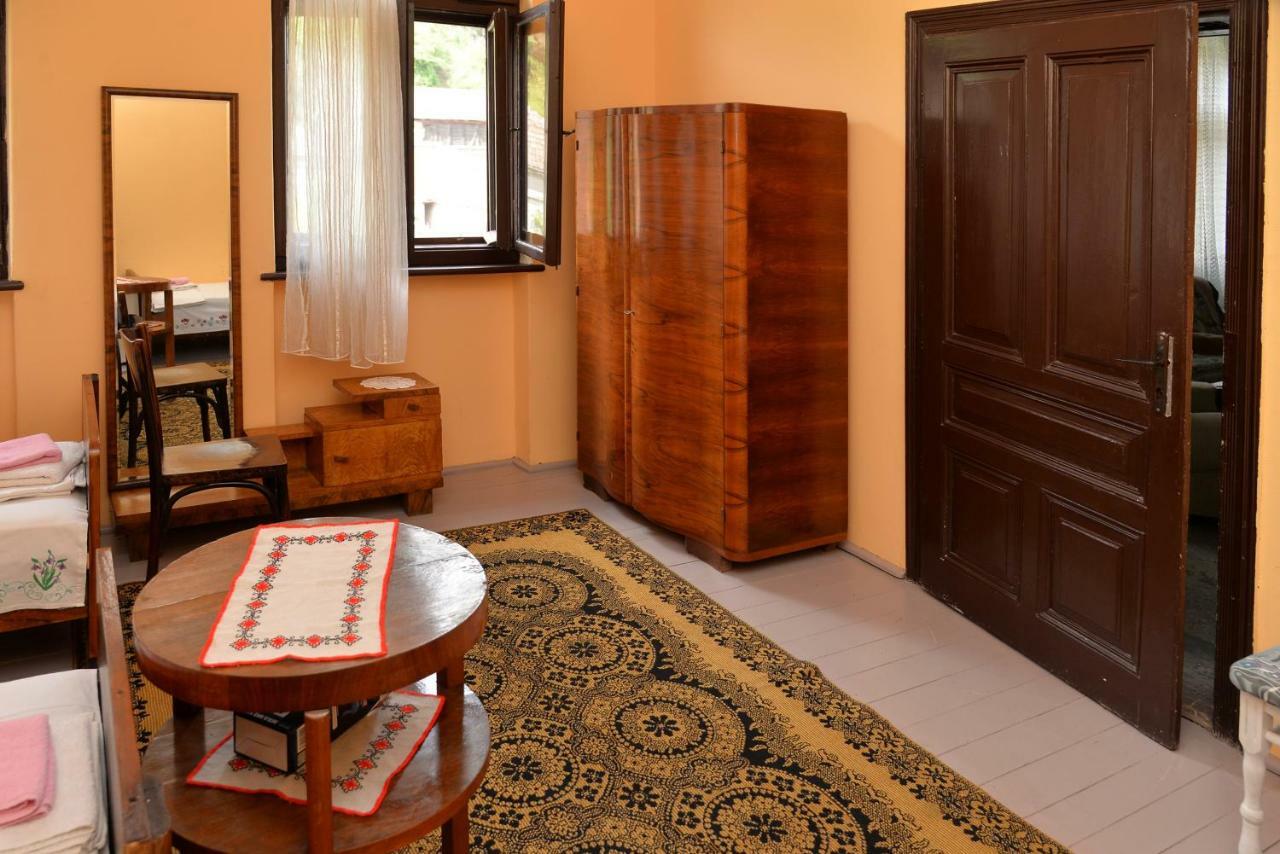 Country House Dunjin Konak Rogljevo Ngoại thất bức ảnh