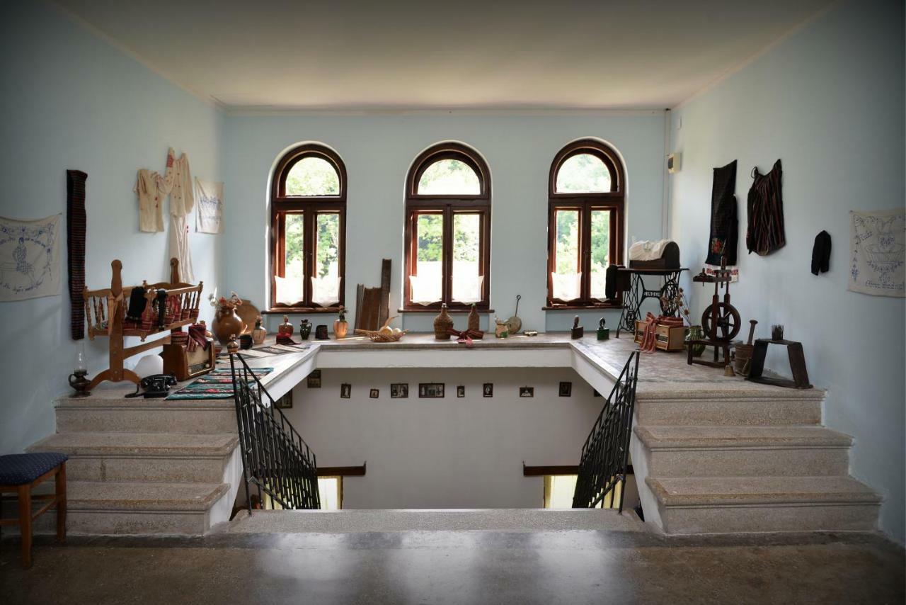 Country House Dunjin Konak Rogljevo Ngoại thất bức ảnh