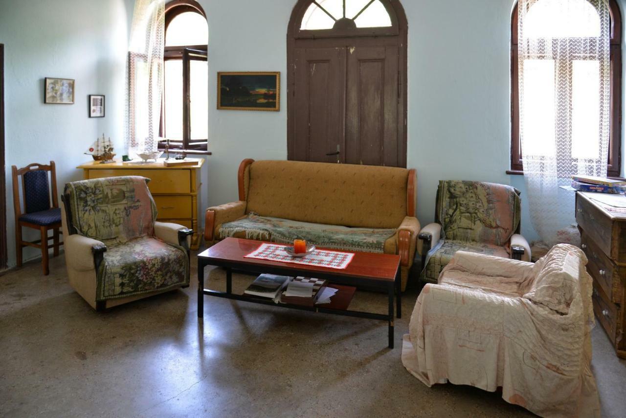 Country House Dunjin Konak Rogljevo Ngoại thất bức ảnh